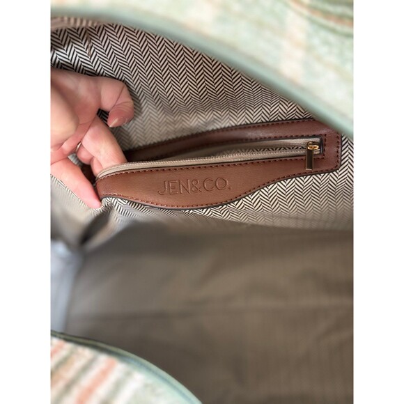 Jen & Co weekender bag - Picture 5 of 11